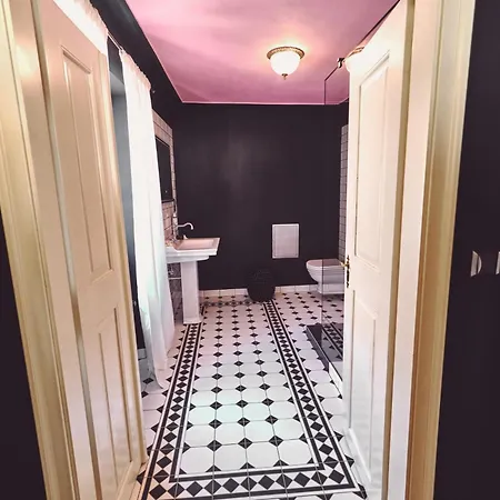 Domus Balthasar Boutique מלון 4*